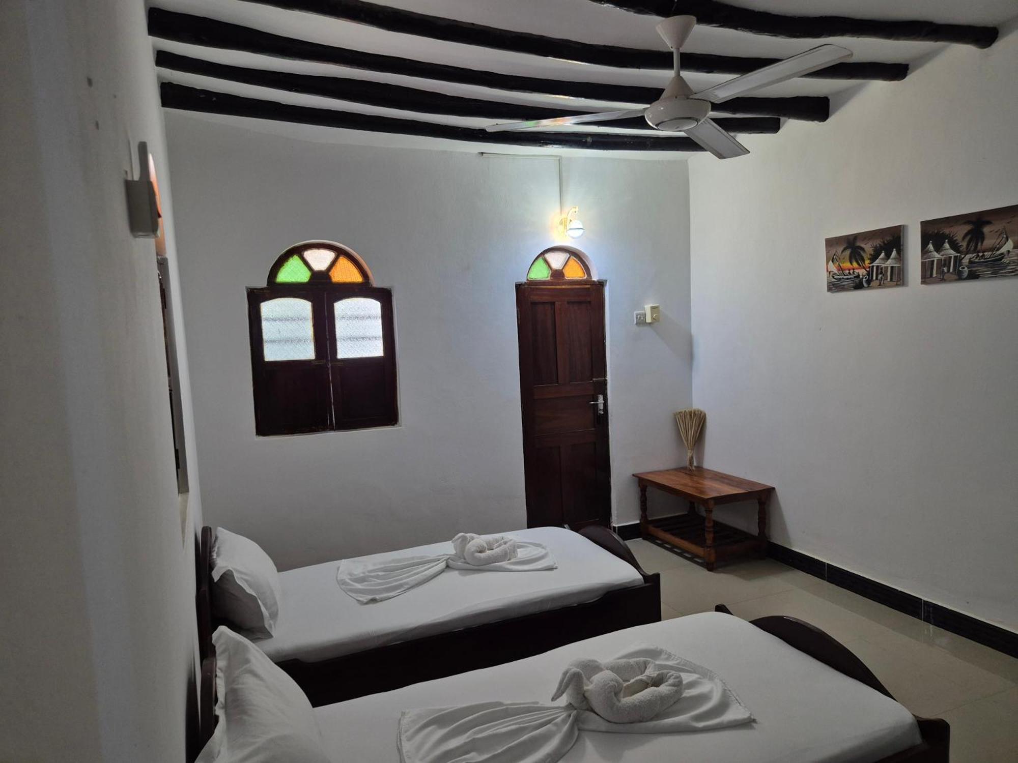 Ellavita Nungwi Homestay *